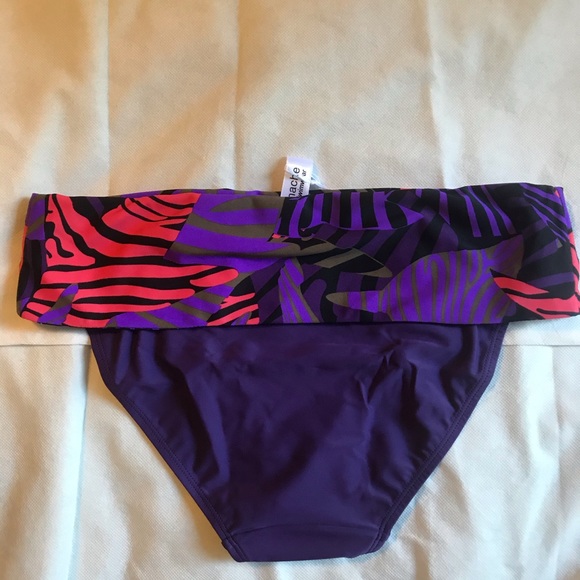 Colorful bikini - Picture 6 of 8